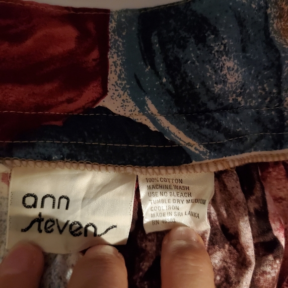 Ann Stevens Vintage Skirt - Picture 4 of 4